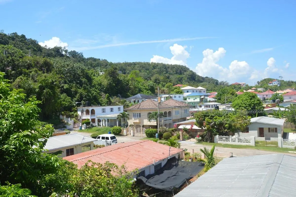 Stylish 2Br Boscobel Near Beach Falls And Airport